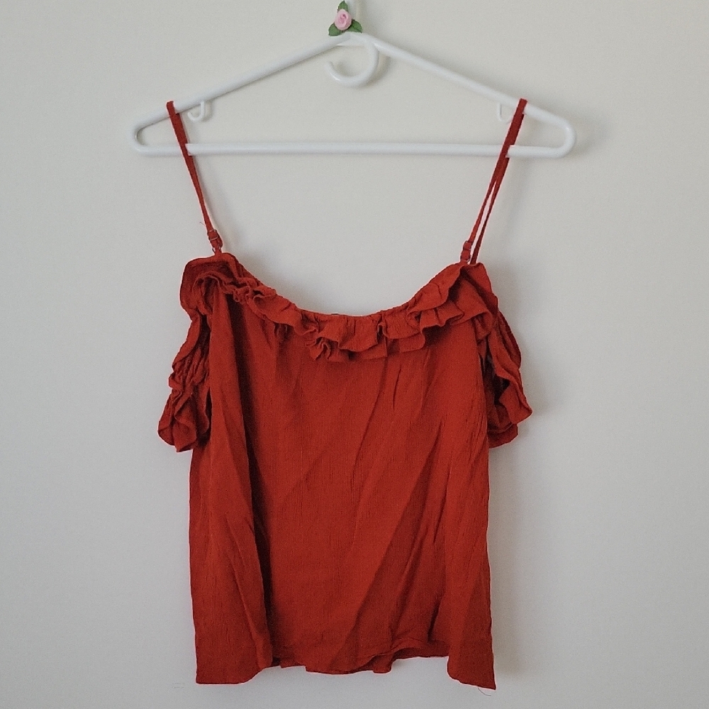 Top Shop Women's off shoulder Ruffled Red Top - Picture 3 of 3
